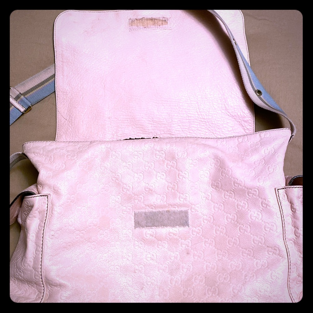 authentic Gucci leather  daiper bag
